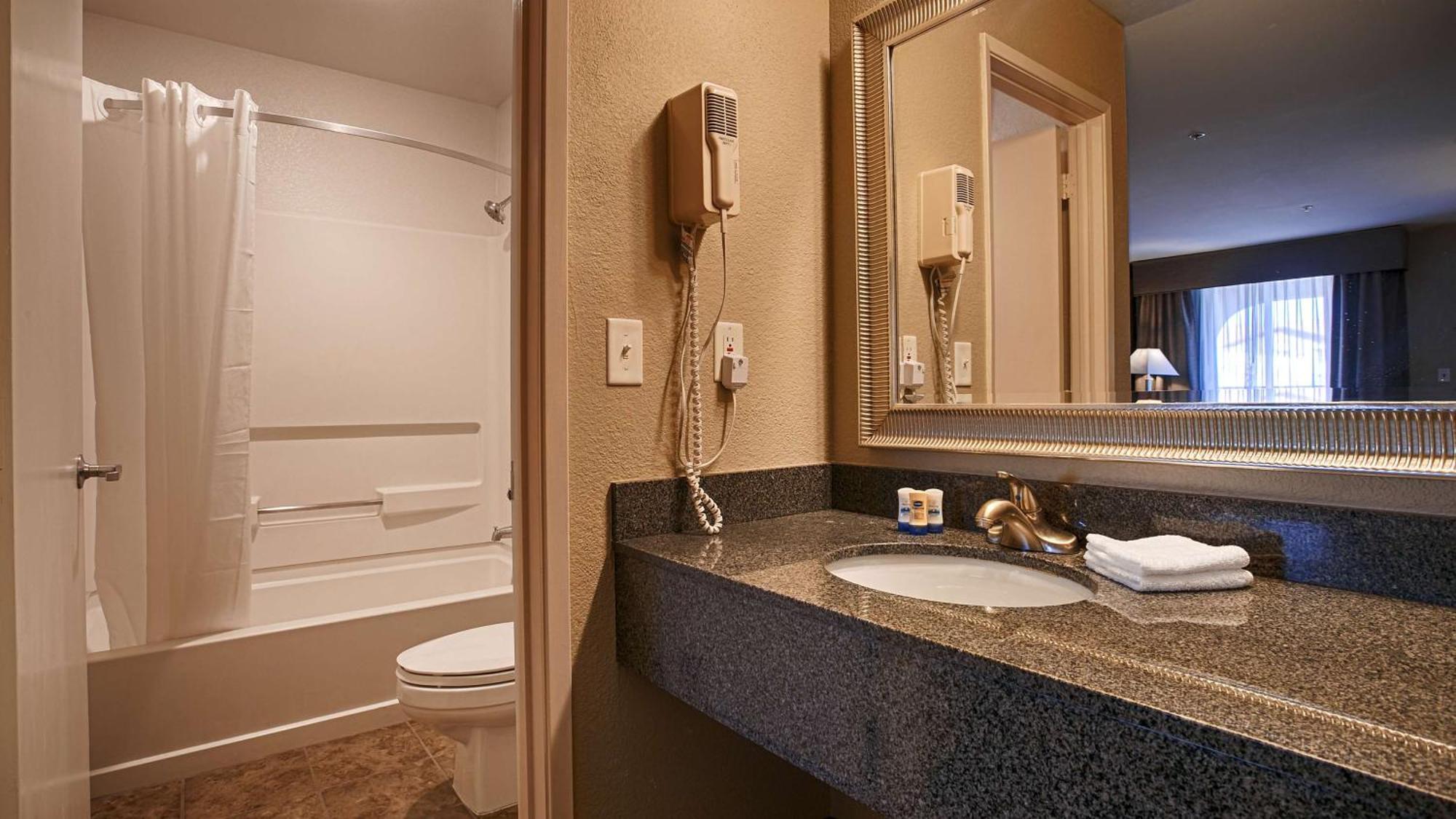 Best Western Willows Inn Εξωτερικό φωτογραφία